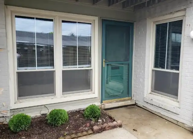 Property at 4710 Charecote Ln, Columbus, OH, 43220, 1 bed, 1 bath, [object Object]