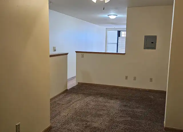 Property at 904 Rice St Unit 214, St Paul, MN, 55117, 0 beds, 1 bath, [object Object]