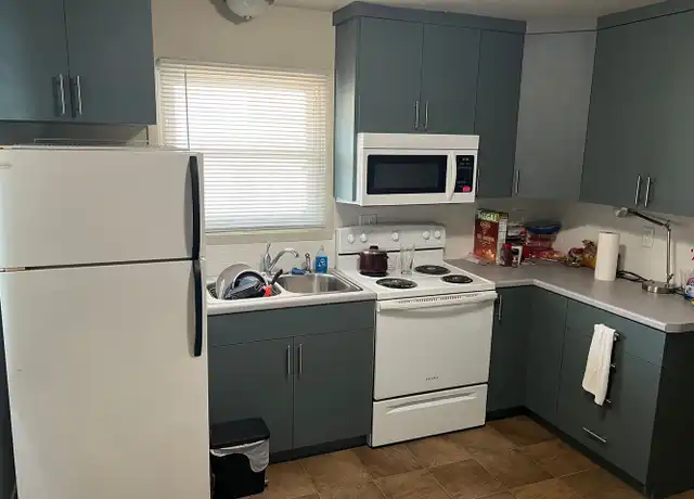 Property at 1110 W 20th Ave Unit 1114 3, Oshkosh, WI, 54902, 1 bed, 1 bath, [object Object]