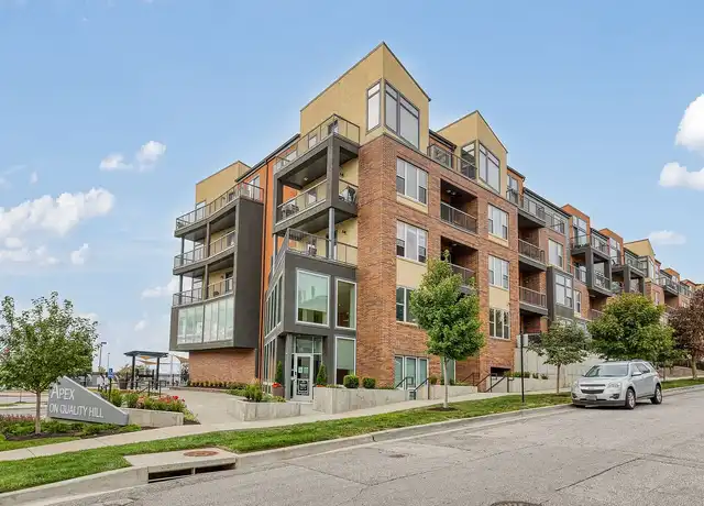 Property at Apex On Quality Hill - 1050 Jefferson St, Kansas City, MO, 64105, 2 beds, 2 baths, [object Object]