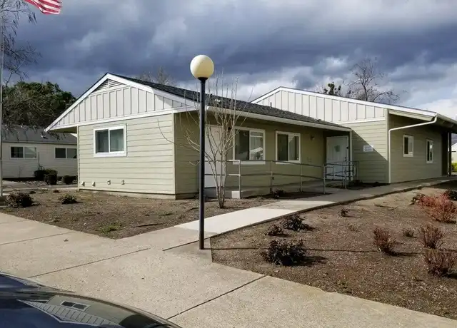 Property at 233 Eva Way Unit 102, Talent, OR, 97540, 2 beds, 1 bath, [object Object]