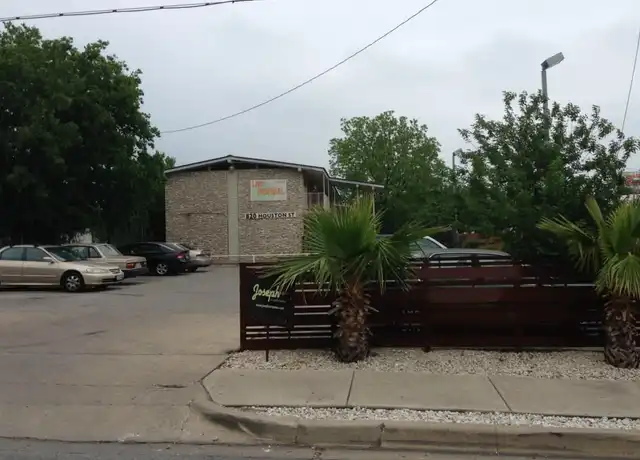 Property at 820 Houston St Unit 207, Austin, TX, 78756, 1 bed, 1 bath, [object Object]