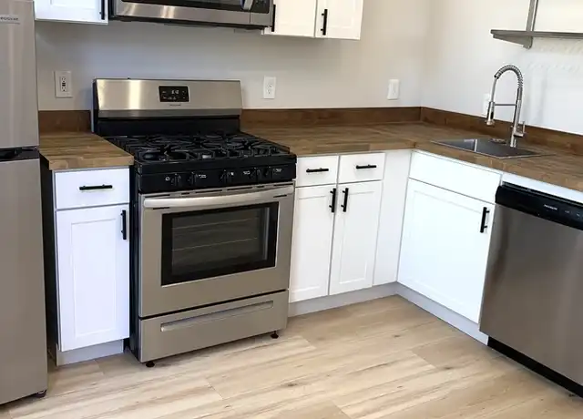 Property at 901 Isabella St Unit 2, Newport, KY, 41071, 1 bed, 1 bath, [object Object]