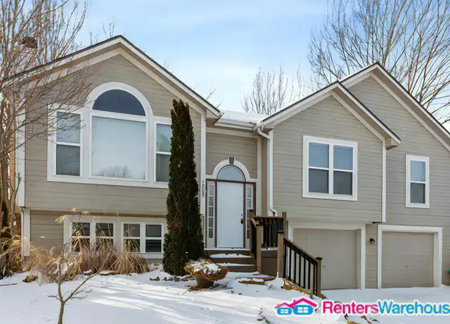 Property at 1705 NE 196th St, Smithville, MO, 64089, 3 beds, 2 baths, [object Object]