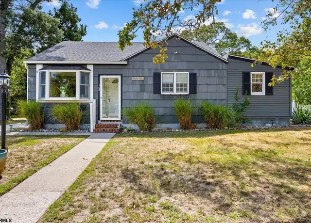 Property at 100 E Cedar Ave, Somers Point, NJ, 08244, 2 beds, 2 baths, [object Object]
