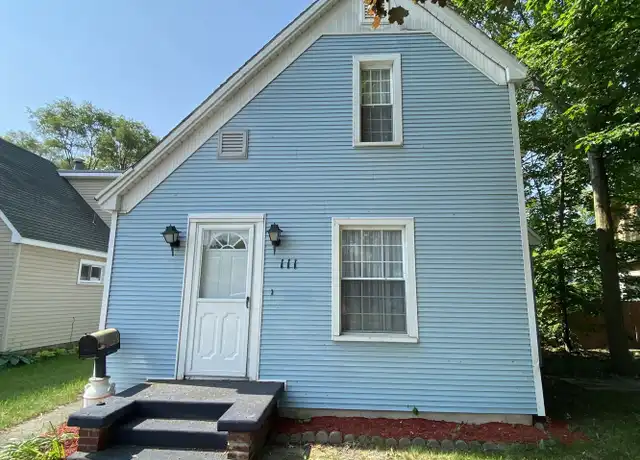 Property at 111 W Fourteenth St, Traverse City, MI, 49684, 3 beds, 1.5 baths, [object Object]