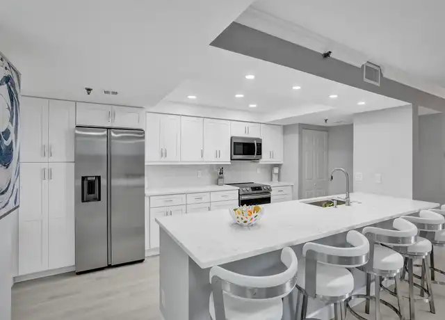 Property at 955 Egret Cir #405, Delray Beach, FL, 33444, 2 beds, 2 baths, [object Object]