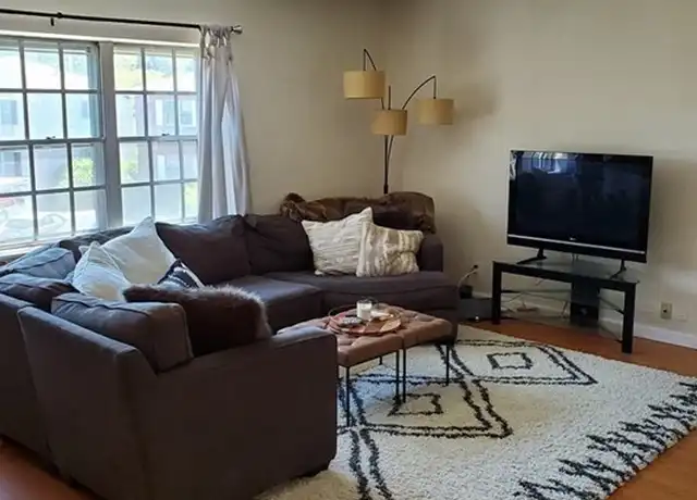 Property at 31 Lake Shore Ct #3, Brighton, MA, 02135, 2 beds, 1 bath, [object Object]