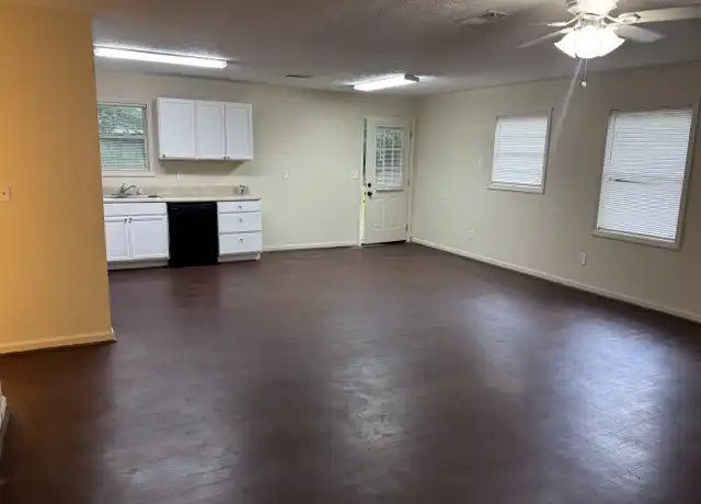 Property at 6256 Potomac Cir, Columbus, GA, 31909, 3 beds, 1.5 baths, [object Object]
