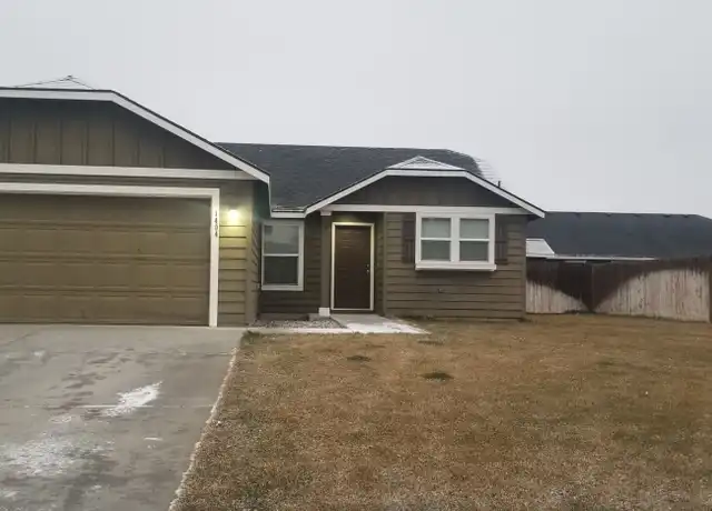 Property at 1404 E Crossroads Dr, Moses Lake, WA, 98837, 3 beds, 2 baths, [object Object]