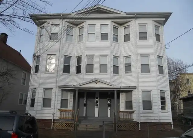 Property at 120 Rennell St, Bridgeport, CT, 06604, 2 beds, 1 bath, [object Object]