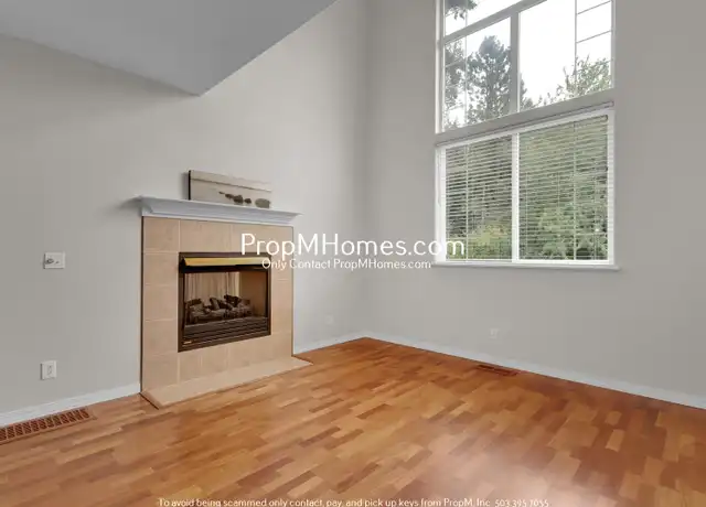 Property at 12025 SW Winterhawk Ln, Beaverton, OR, 97007, 3 beds, 2.5 baths, [object Object]