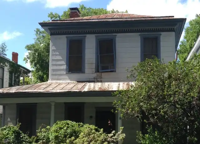 Property at 511 W 37th St Unit Up, Savannah, GA, 31415, 1 bed, 1 bath, [object Object]