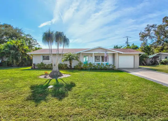 Property at 2572 Jefferson Cir, Sarasota, FL, 34239, 3 beds, 2 baths, [object Object]