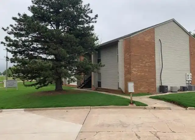 Property at 901 U.S. 77 Unit 5, Noble, OK, 73068, 2 beds, 1 bath, [object Object]