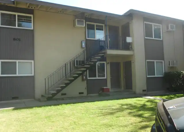 Property at 801 W 1st Ave Unit 2, Chico, CA, 95926, 2 beds, 1 bath, [object Object]