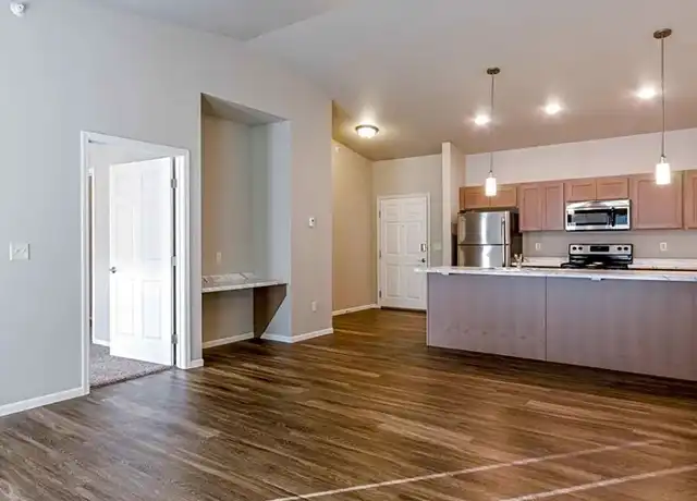 Property at 1781 35th St S Unit 220, Fargo, ND, 58103, 1 bed, 1 bath, [object Object]
