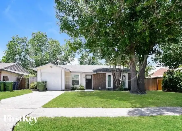 Property at 1718 Whiteoak Dr, Garland, TX, 75040, 3 beds, 2 baths, [object Object]