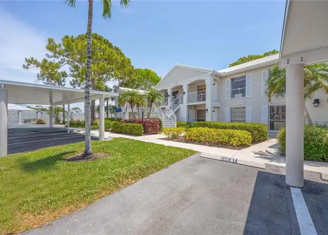Property at 822 Gulf Pavilion Dr #202, Naples, FL, 34108, 2 beds, 2 baths, [object Object]
