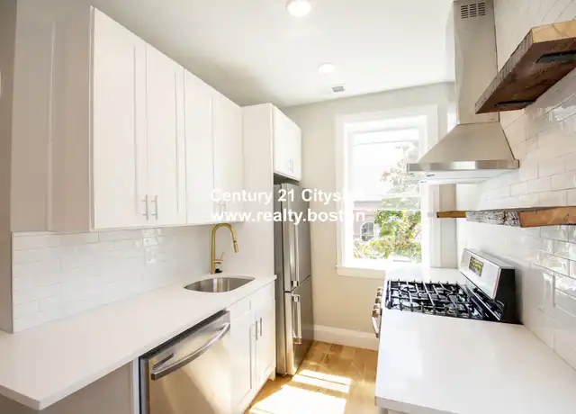 Property at 58 Frankfort St Unit 5, Boston, MA, 02128, 1 bed, 1 bath, [object Object]