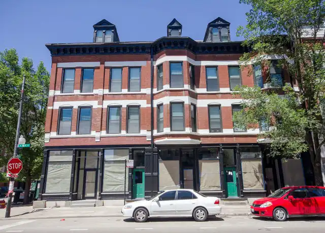 Property at 1008 W 18th St Unit 305, Chicago, IL, 60608, 4 beds, 2 baths, [object Object]