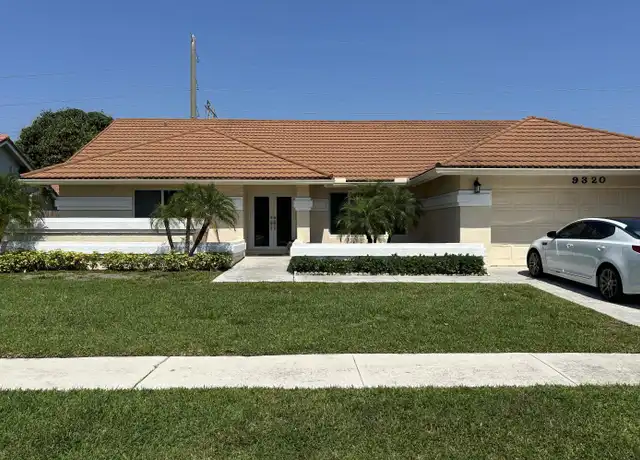 Property at 9320 Sun Pointe Dr, Boynton Beach, FL, 33437, 3 beds, 2 baths, [object Object]