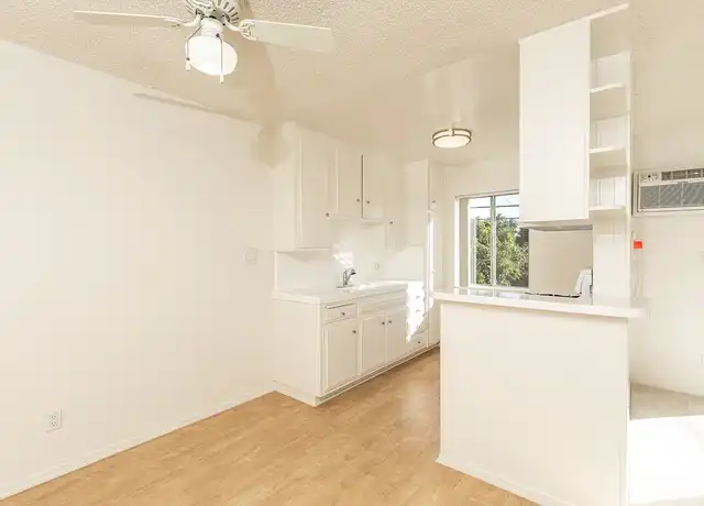 Property at Oxford Park Regency - 114 S Oxford Ave, Los Angeles, CA, 90004, 1 bed, 1 bath, [object Object]