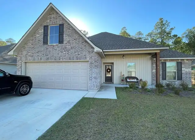 Property at 73064 Still Hollow Dr, Covington, LA, 70433, 4 beds, 2 baths, [object Object]