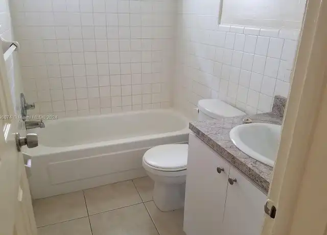 Property at 2230 Madison St Unit 02, Hollywood, FL, 33020, 1 bed, 1 bath, [object Object]