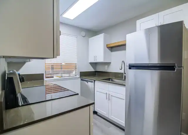 Property at Landing on Chicago - 5110 Chicago Ave SW, Lakewood, WA, 98499, 2 beds, 1 bath, [object Object]