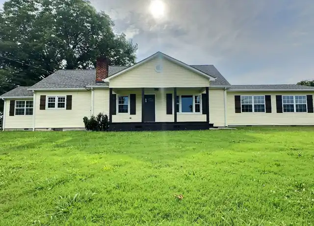 Property at 816 Old 3 Notch Rd, Ringgold, GA, 30736, 3 beds, 2 baths, [object Object]
