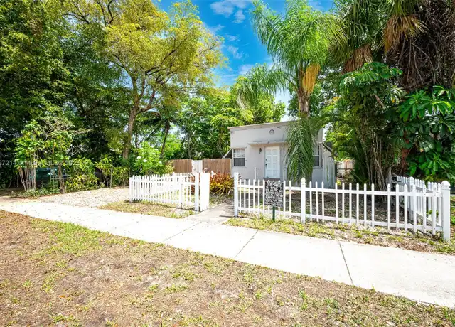 Property at 1922 McKinley St Unit 4, Hollywood, FL, 33020, 0 beds, 1 bath, [object Object]