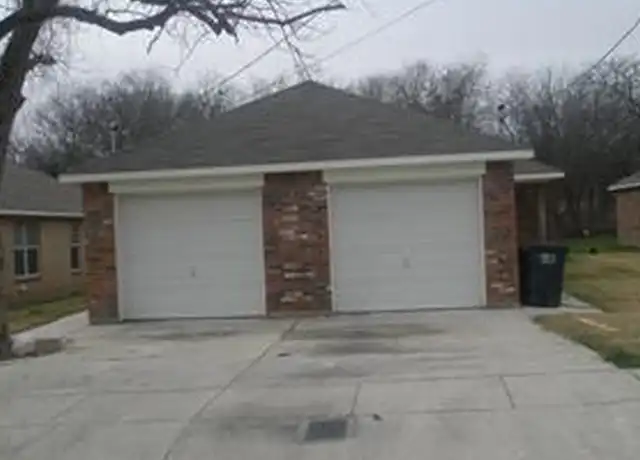 Property at 5020 Chapman St Unit 5020, Fort Worth, TX, 76105, 3 beds, 2 baths, [object Object]