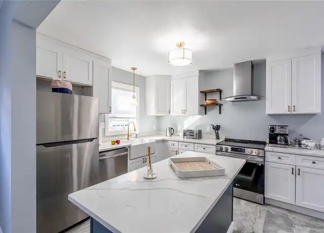 Property at 18 Hall Ave, Newport, RI, 02840, 3 beds, 2.5 baths, [object Object]