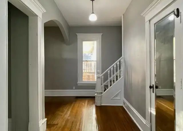 Property at 3014 Girard Ave N, Minneapolis, MN, 55411, 3 beds, 1 bath, [object Object]