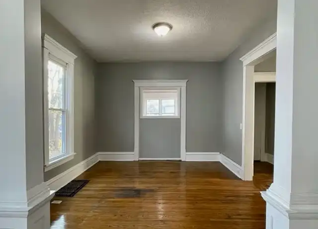 Property at 3014 Girard Ave N, Minneapolis, MN, 55411, 3 beds, 1 bath, [object Object]