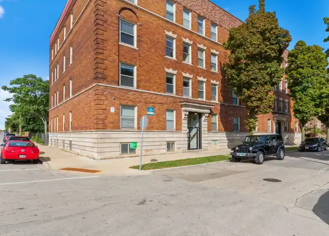Property at 805 N 22nd St Unit 02, Milwaukee, WI, 53233, 3 beds, 1 bath, [object Object]