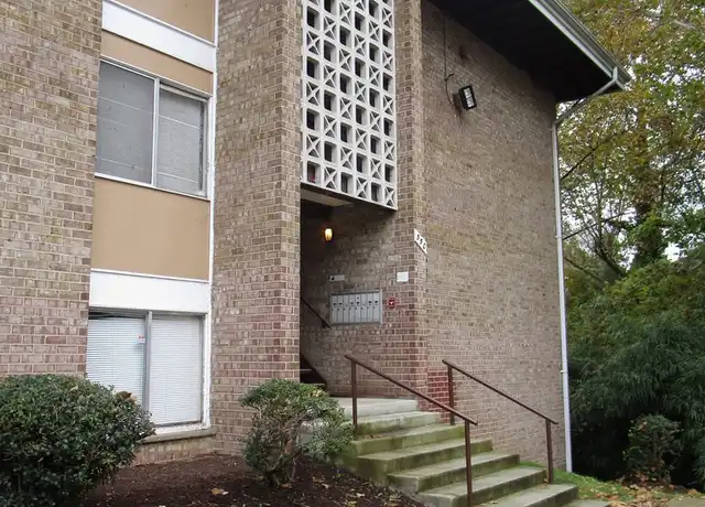 Property at 550 Wilson Bridge Dr, Oxon Hill, MD, 20745, 1 bed, 1 bath, [object Object]