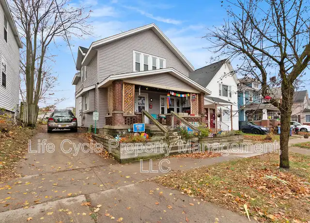 Property at 808 Veto St NW Unit 2, Grand Rapids, MI, 49504, 2 beds, 1 bath, [object Object]