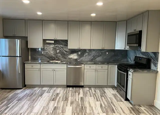 Property at 2616 T St, Sacramento, CA, 95816, 3 beds, 2 baths, [object Object]