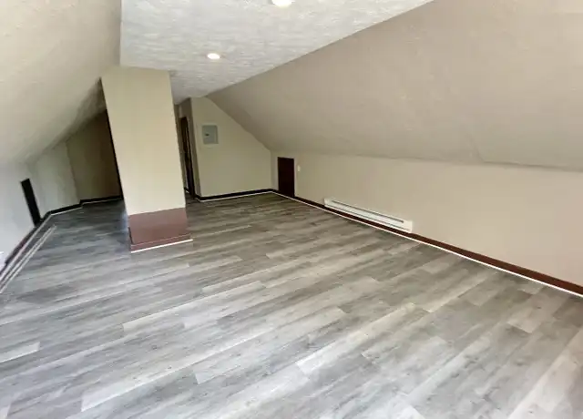Property at 1666 Glenmont Rd, Cleveland, OH, 44118, 1 bed, 1 bath, [object Object]