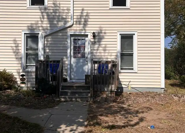 Property at 508 Vine St, Eau Claire, WI, 54703, 1 bed, 1 bath, [object Object]