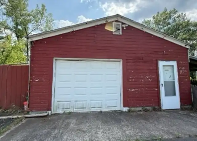 Property at 1210 Farmington Ave Unit Garage, Berlin, CT, 06037, 0 beds, 1 bath, [object Object]
