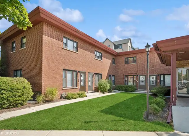Property at 524 Poplar Dr Unit B, Wilmette, IL, 60091, 2 beds, 1 bath, [object Object]