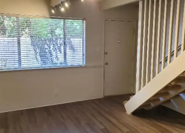 Property at 2418 T St, Sacramento, CA, 95816, 2 beds, 1 bath, [object Object]