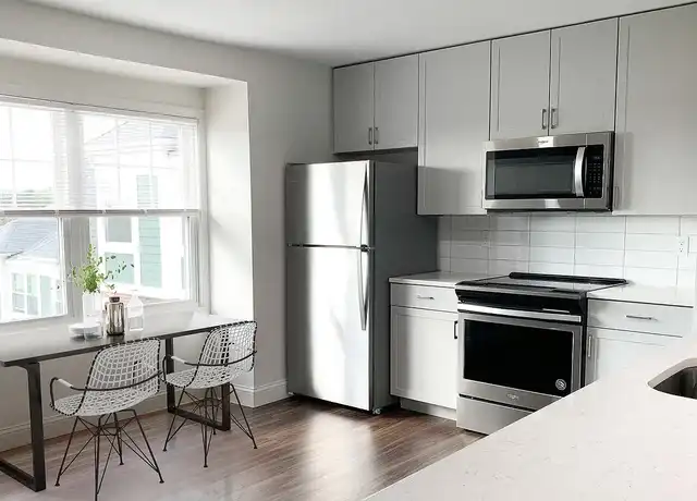 Property at Windsor Village at Waltham - 976 Lexington St, Waltham, MA, 02451, 2 beds, 1.5 baths, [object Object]