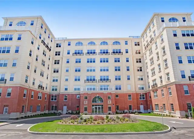 Property at 10 Byron Pl #407, Larchmont, NY, 10538, 1 bed, 1 bath, [object Object]