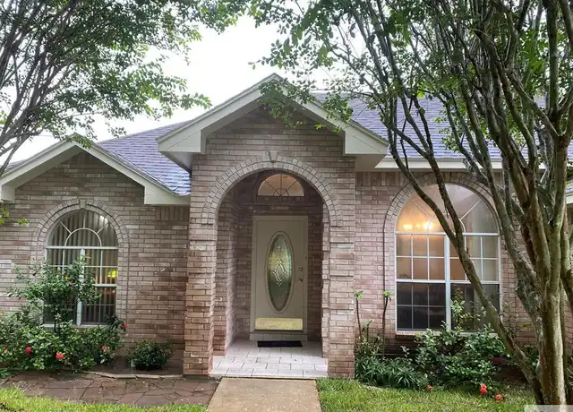 Property at 63 N Tupelo Cir, Brownsville, TX, 78521, 3 beds, 2 baths, [object Object]