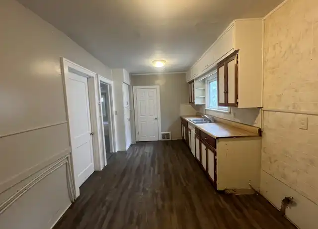 Property at 1920 Continental St, Muskegon, MI, 49442, 3 beds, 1 bath, [object Object]