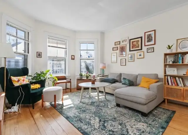 Property at 21 Bentley St Unit 2, Brighton, MA, 02135, 6 beds, 2 baths, [object Object]